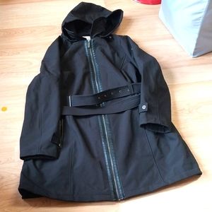 Trench coat (faux leather)